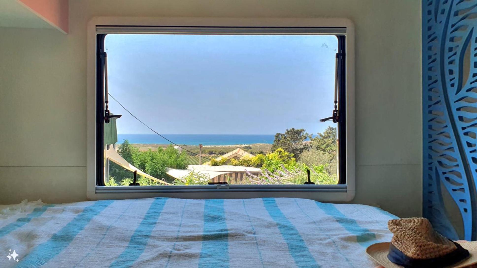 Cozy Seaview Glamping Caravan HaBonim Exteriör bild